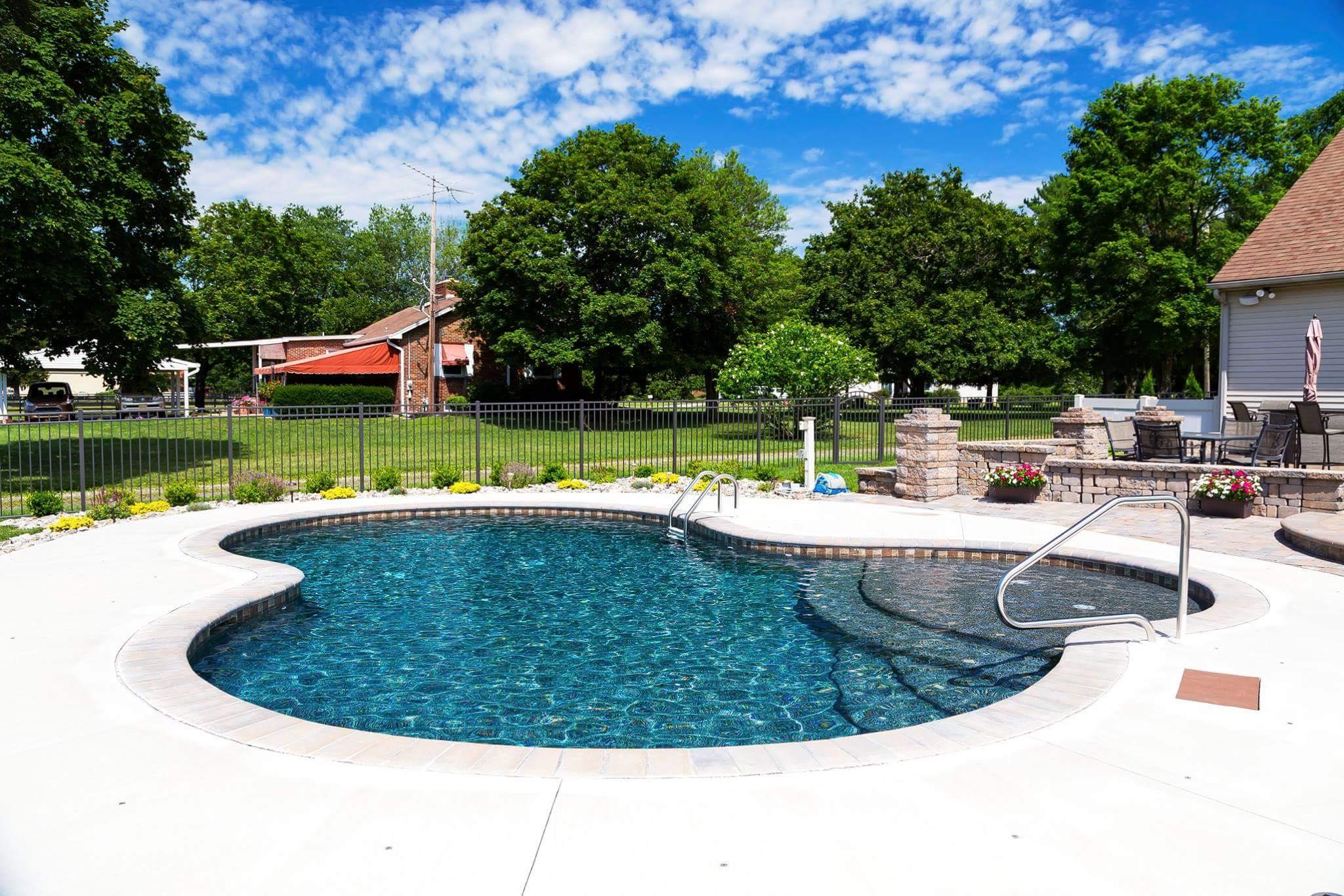 professional pool services from landi pool service